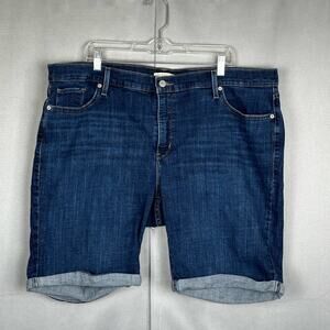 Womens Levi's Cuffed Casual Classic Bermuda Denim Blue Jean Shorts Stretch 24W